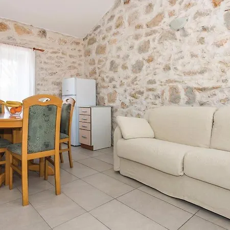 Holiday home Hacienda Bilice Sibenik